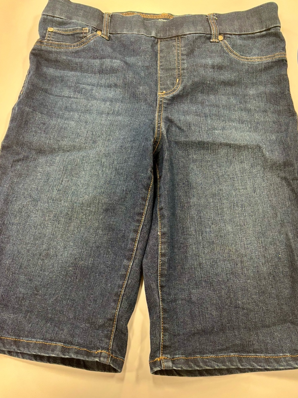Women’s Kim Rogers Tummy Control Denim Bermuda Shorts – Size 10